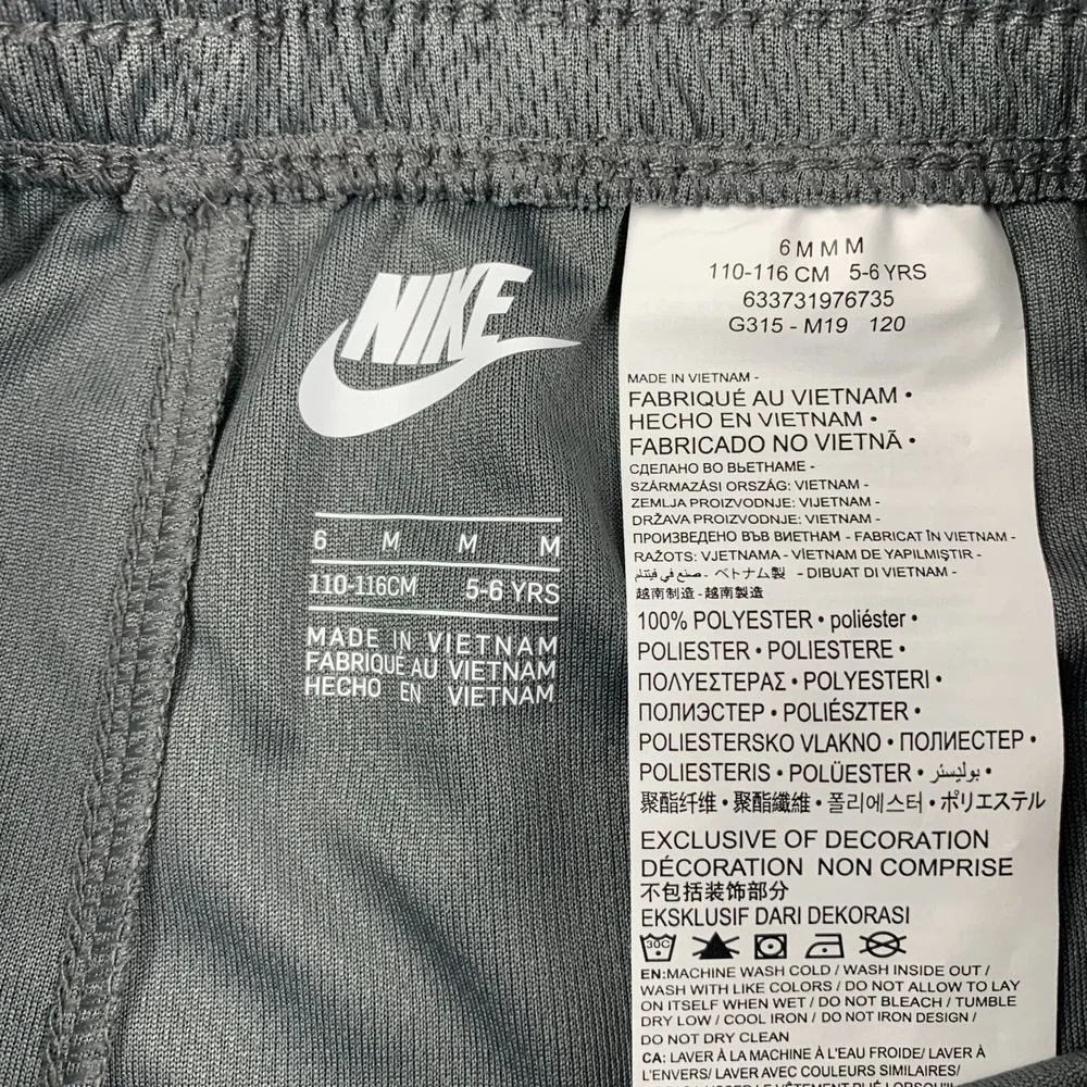 Nike Just Do It Boys 6 Gray Navy Blue Crew Neck Short‎ Sleeve Pullover 2-Pcs Set